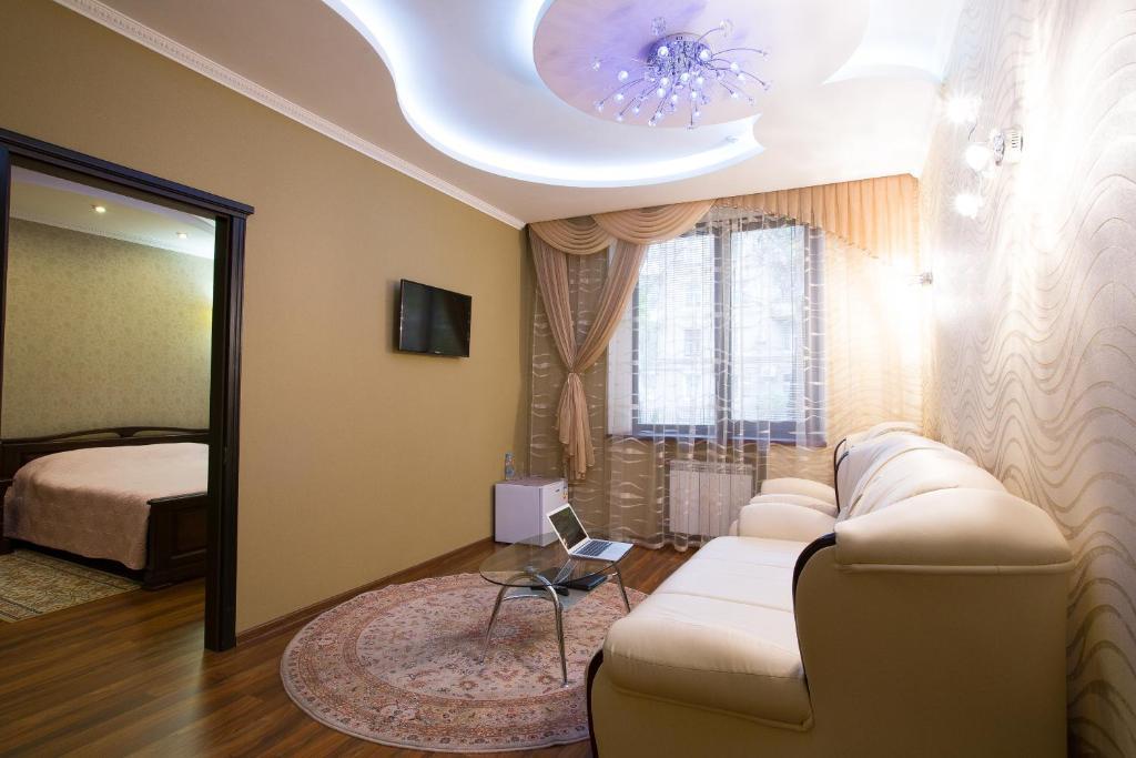 Royal Hotel Zaporizhia Екстериор снимка